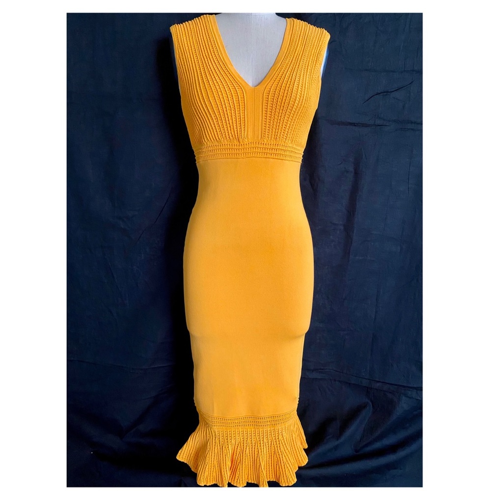 Midi Yellow flounced Dress